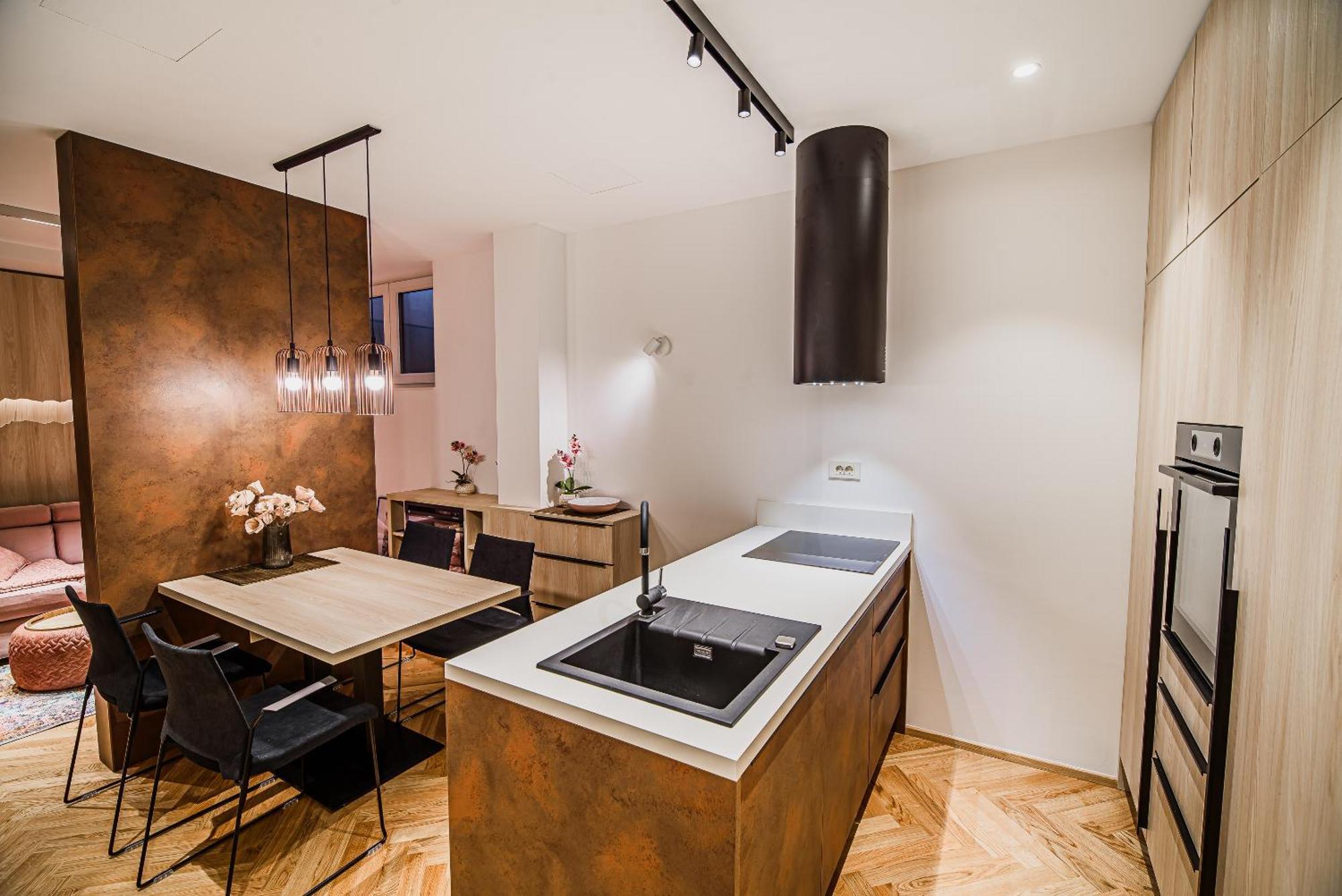 Apartments Slavec With Free Onsite Parking كْرانْيِسكا غورا المظهر الخارجي الصورة