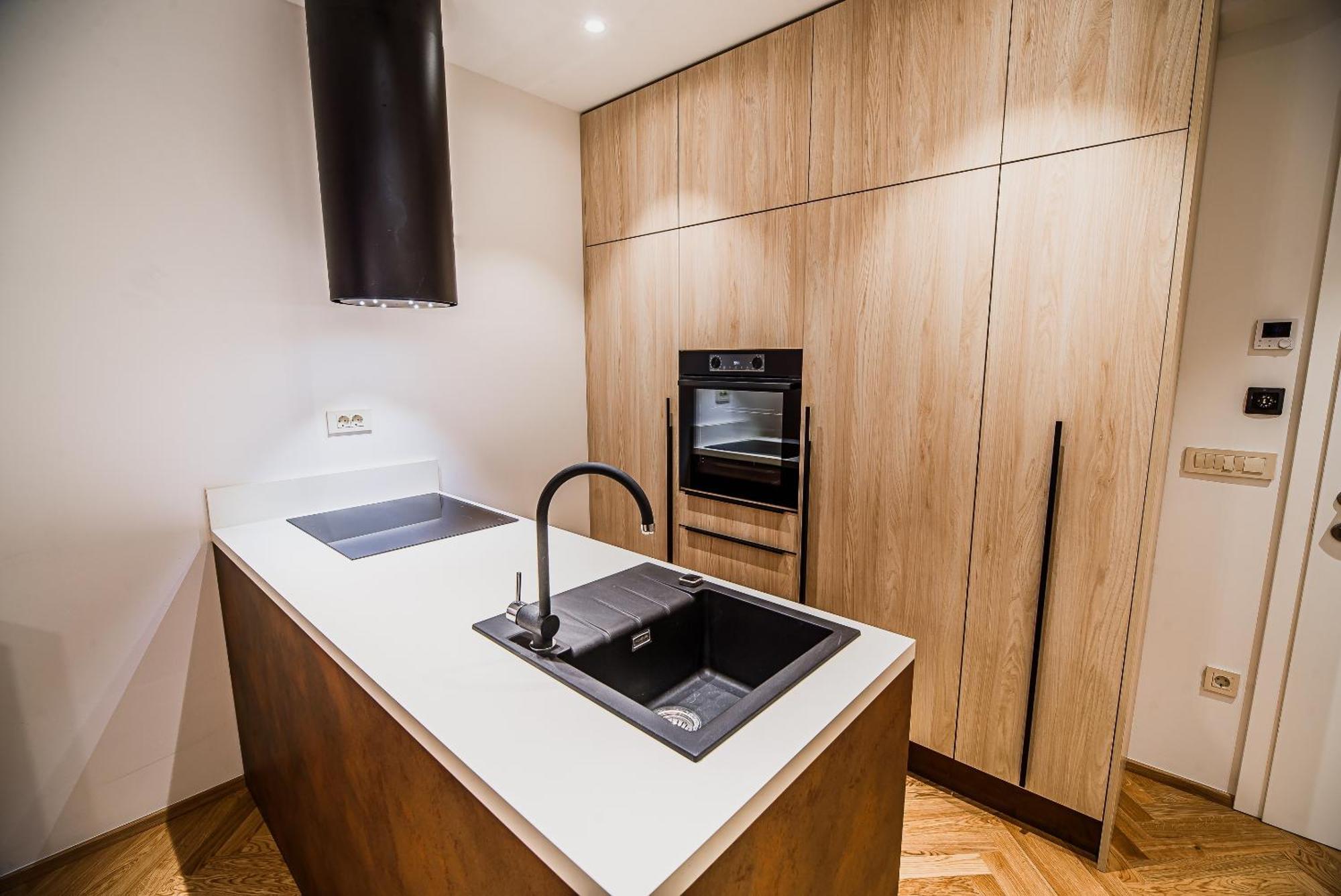 Apartments Slavec With Free Onsite Parking كْرانْيِسكا غورا المظهر الخارجي الصورة