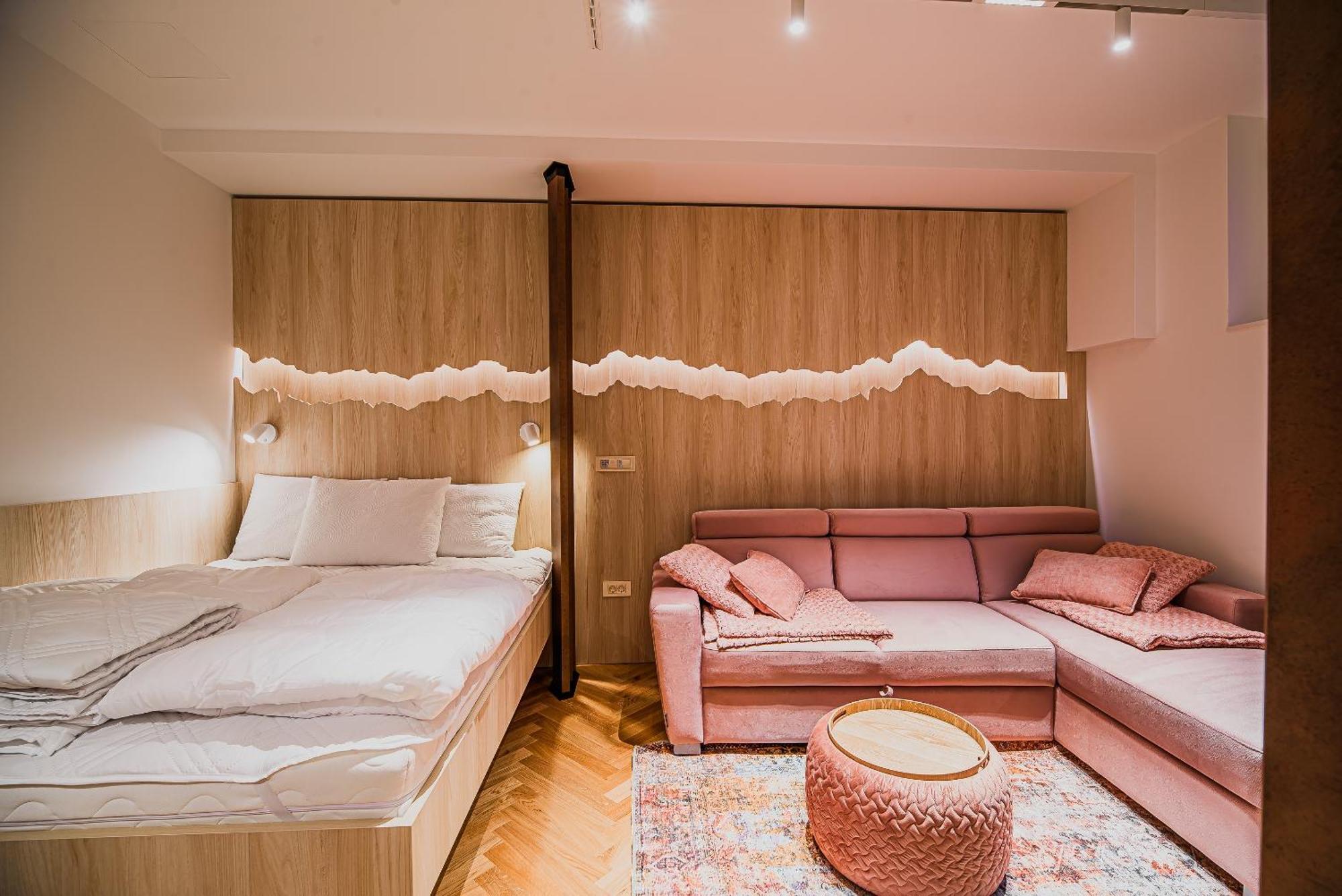 Apartments Slavec With Free Onsite Parking كْرانْيِسكا غورا المظهر الخارجي الصورة