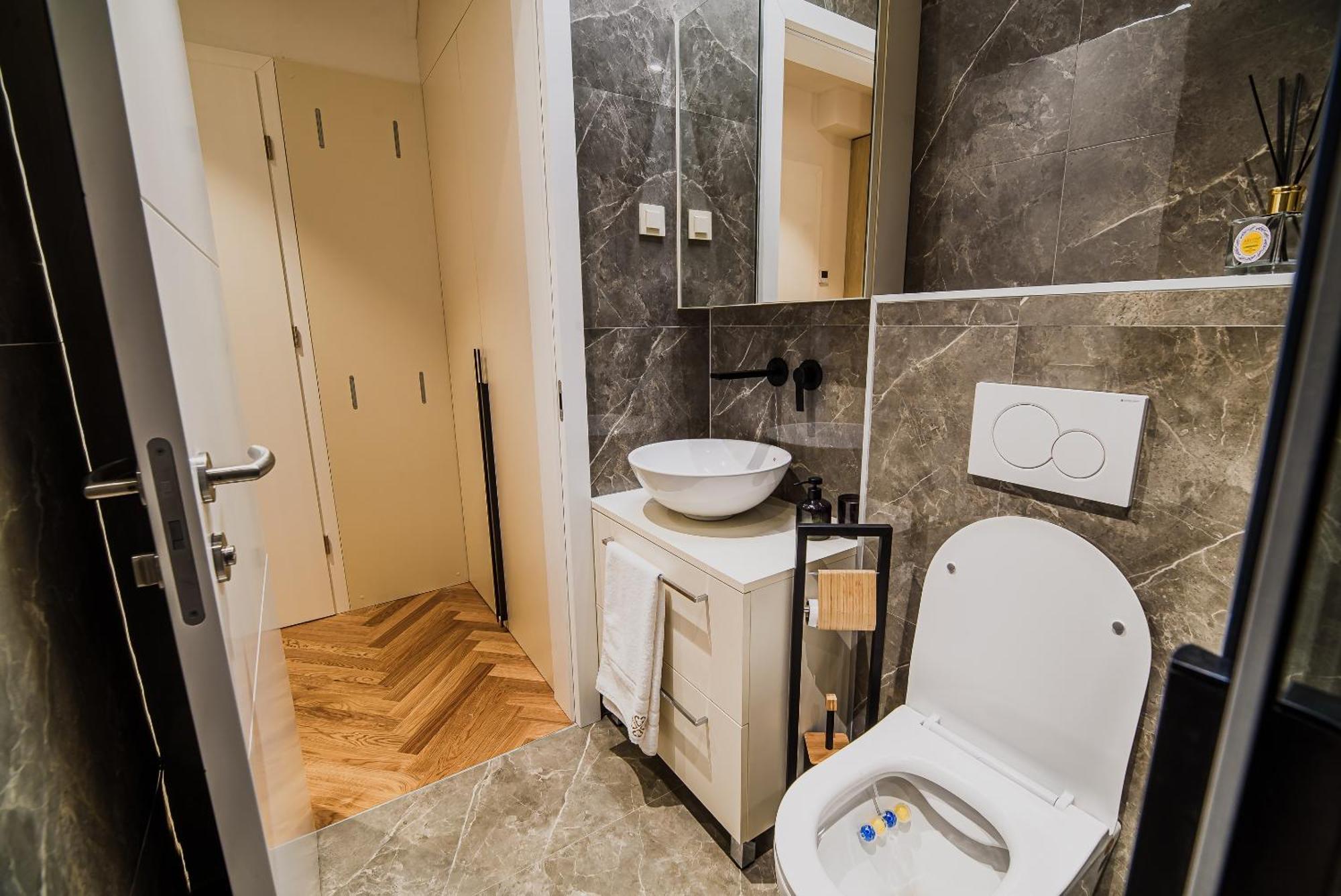 Apartments Slavec With Free Onsite Parking كْرانْيِسكا غورا المظهر الخارجي الصورة
